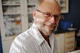 Prof. Petr Havránek # *1951, Přednosta kliniky dětské chirurgie a traumatologie 3. lékařské fakulty UK a FTNsP v Praze Krči a vedoucí lékař Centra dětské traumatologie FTN