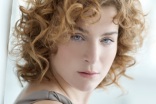 Lenka Krobotová # *1977, česká herečka, členka souboru Dejvického divadla.