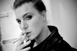 Lenka Krobotová # *1977, česká herečka, členka souboru Dejvického divadla.